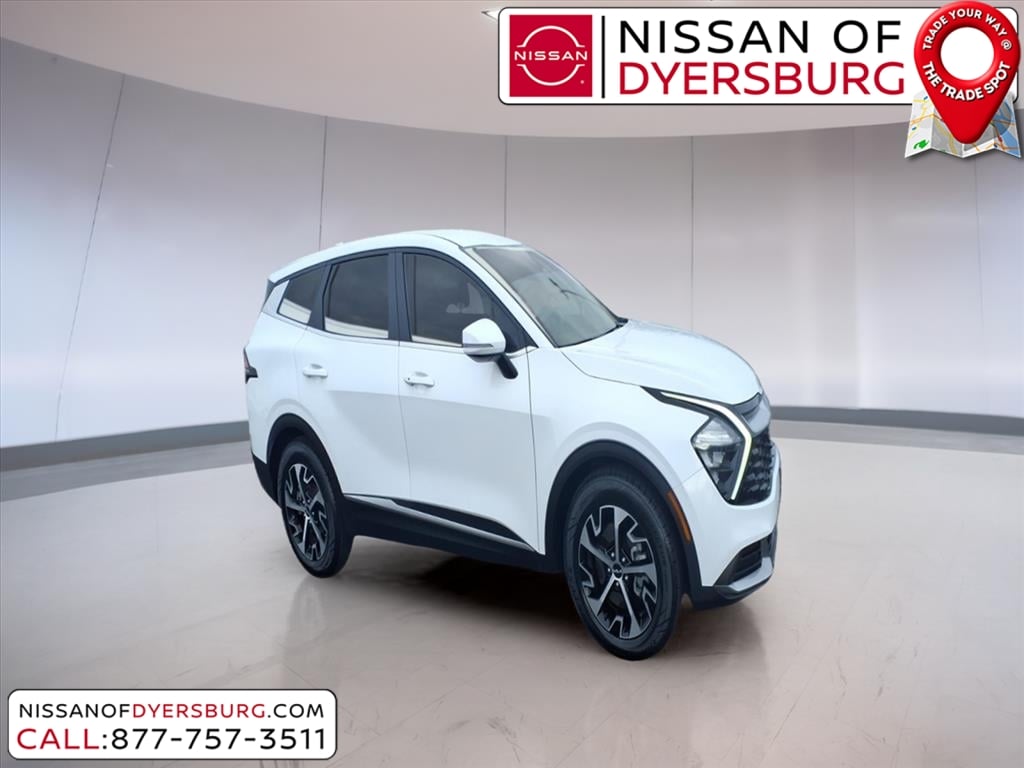 2023 Kia Sportage EX's photo