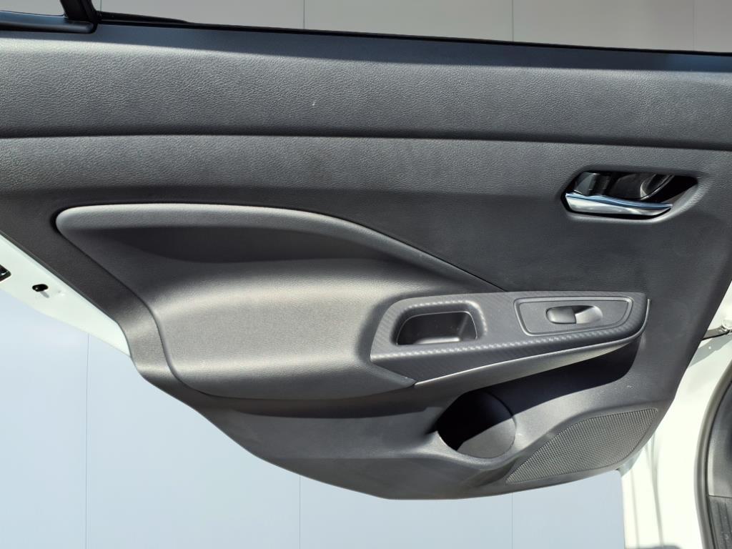 2025 Nissan Versa Sedan SV - Photo 22