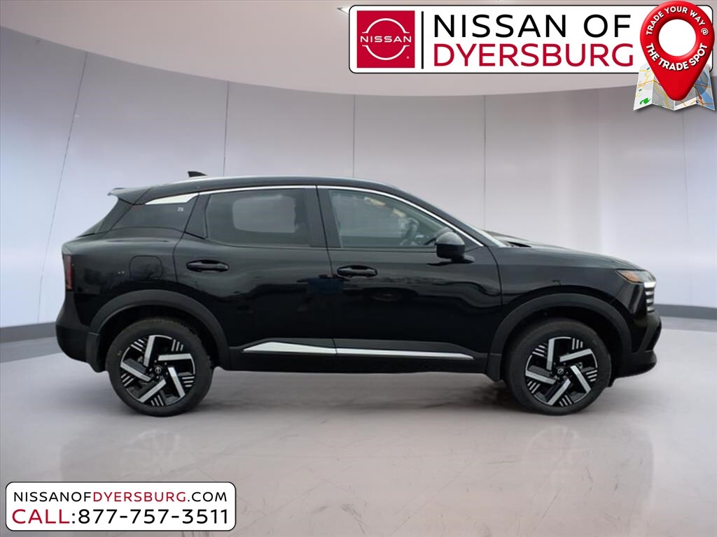 2026 Nissan Kicks SV photo 2