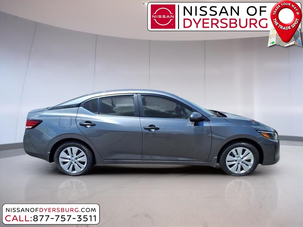 2025 Nissan Sentra S photo 2