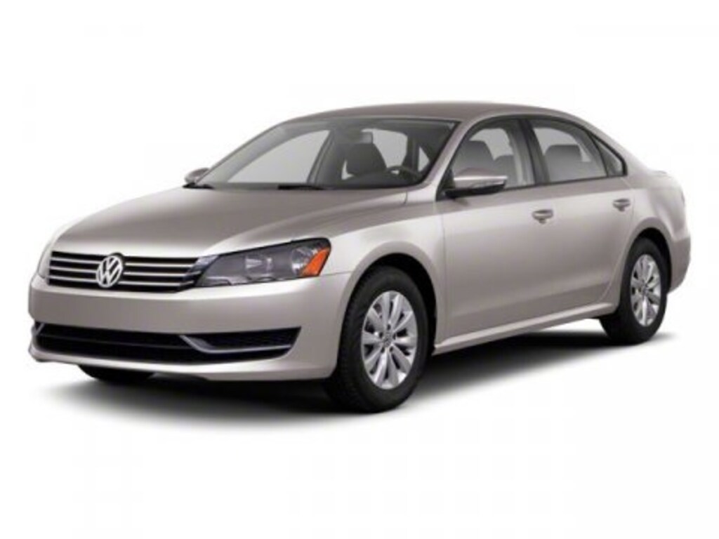 Used 2013 Volkswagen Passat 2.5 SE Sedan