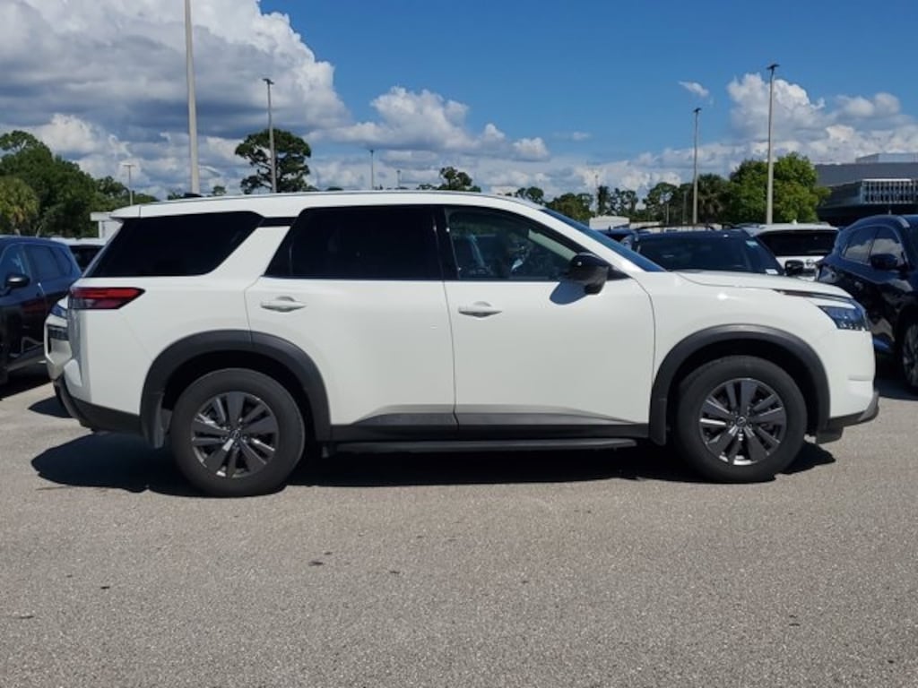 Certified 2024 Nissan Pathfinder S SUV