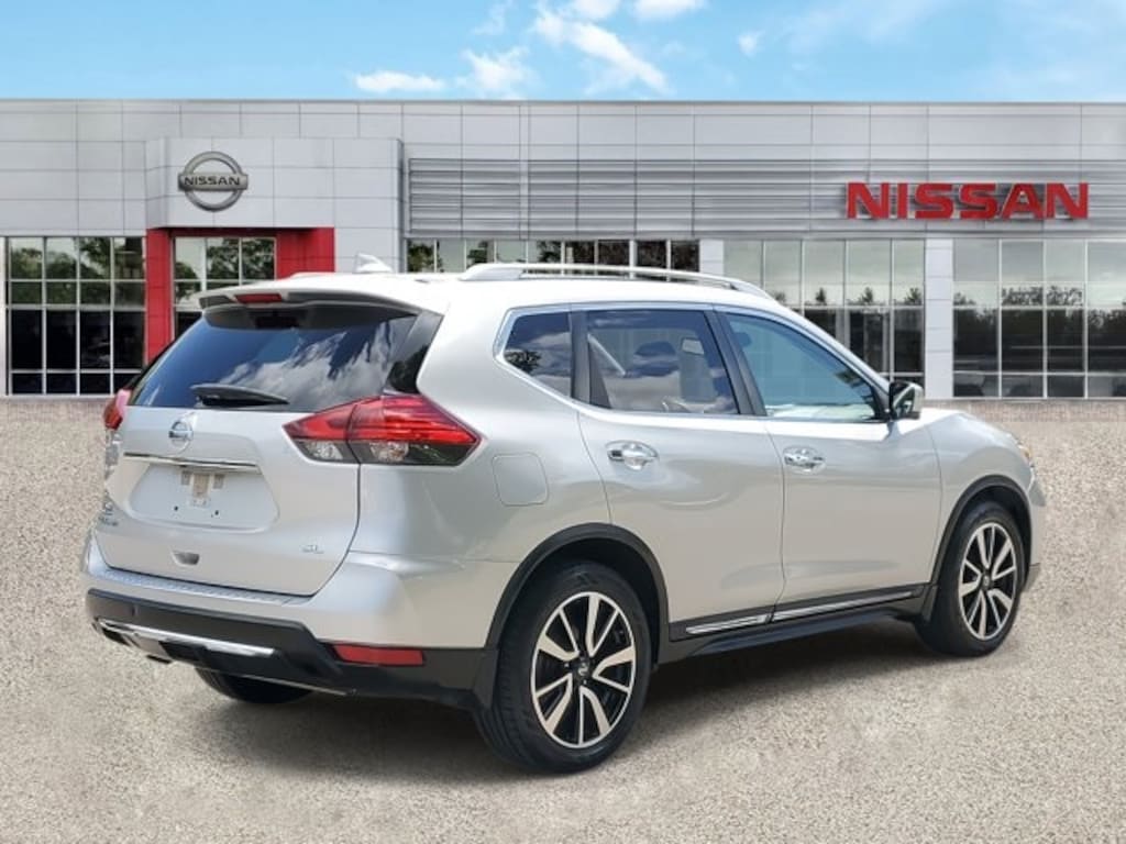 Used 2017 Nissan Rogue SL SUV