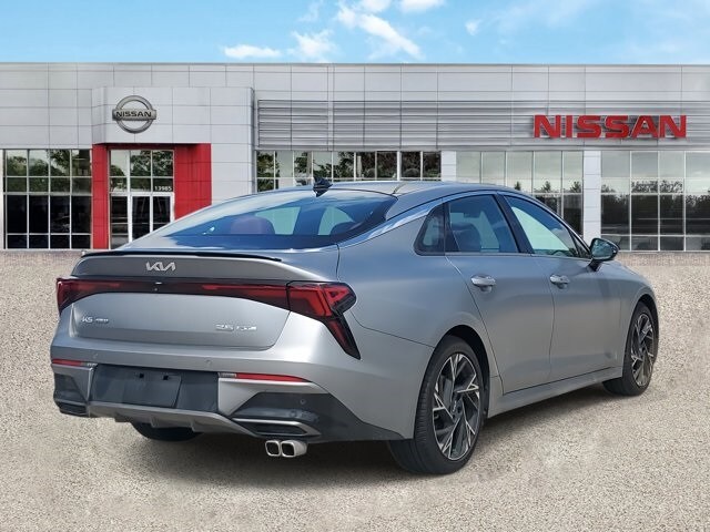 2025 Kia K5 GT-Line photo 4