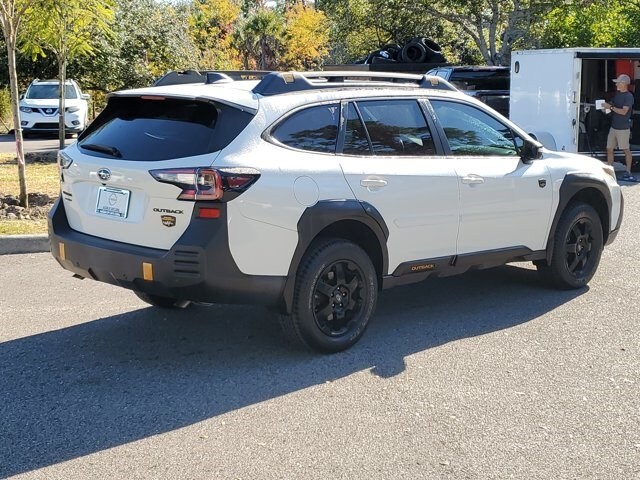 2022 Subaru Outback Wilderness photo 3