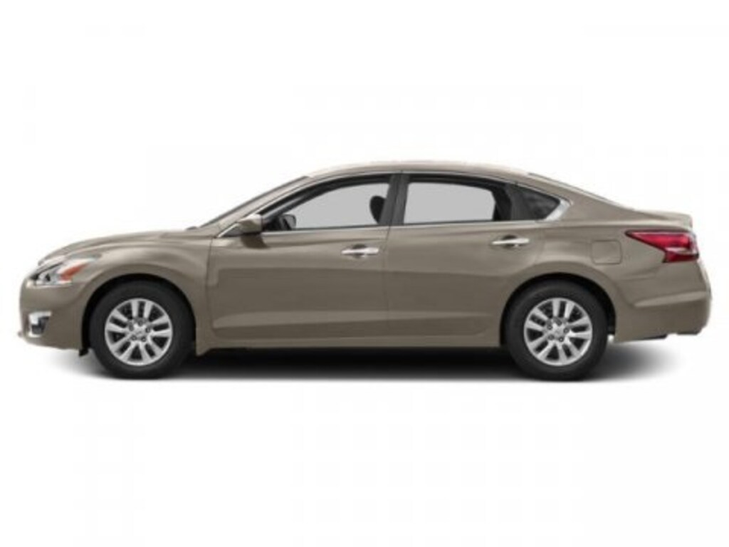 Used 2015 Nissan Altima 2.5 S Sedan