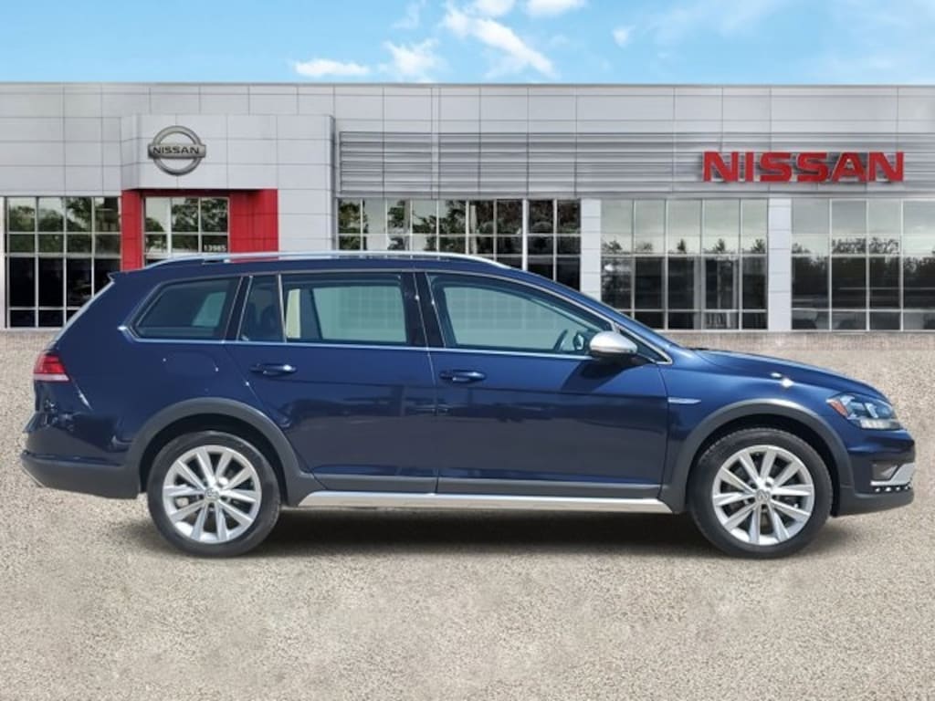 Used 2018 Volkswagen Golf Alltrack TSI SE Wagon
