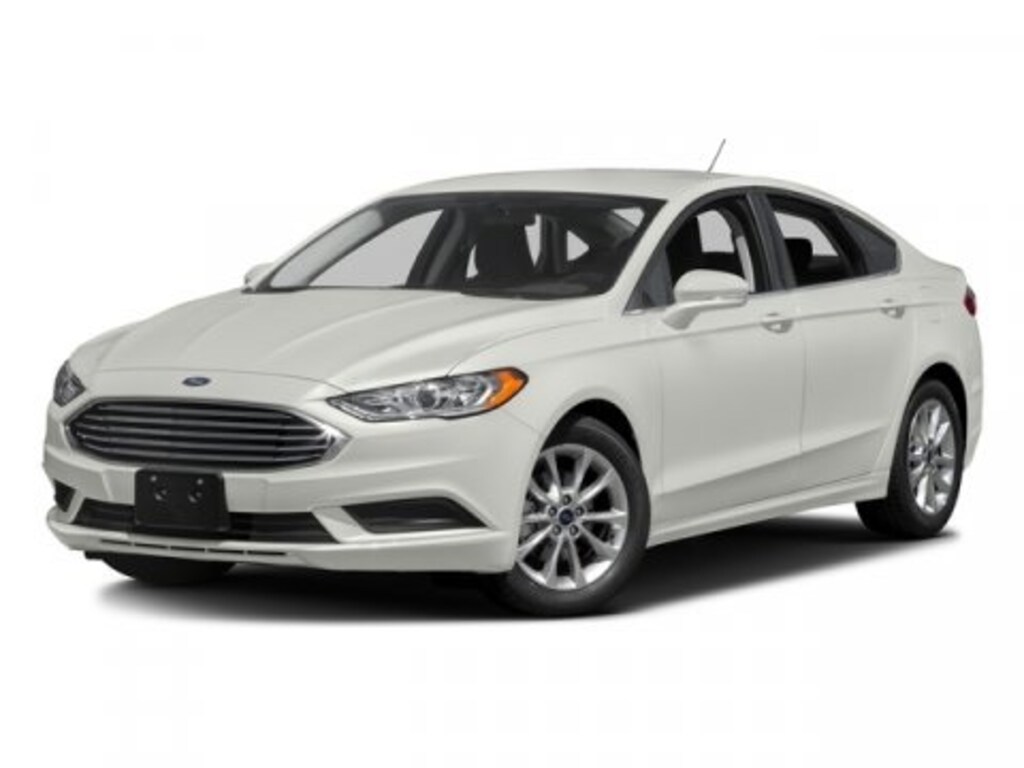 Used 2018 Ford Fusion SE Sedan