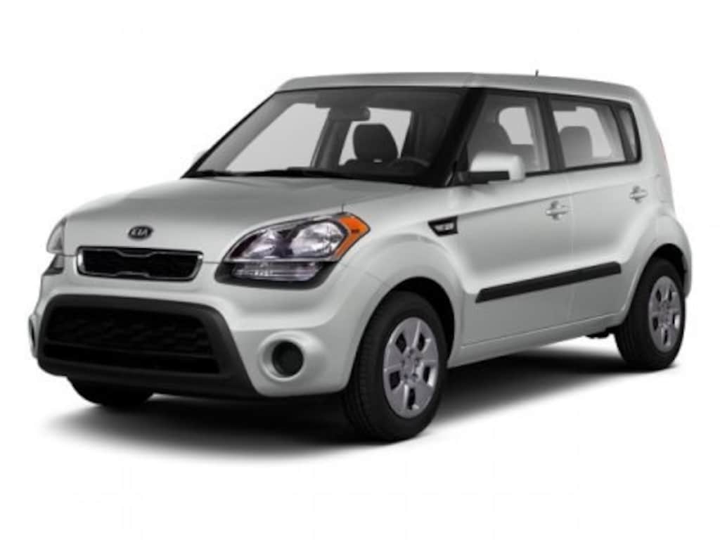Used 2013 Kia Soul Base Hatchback