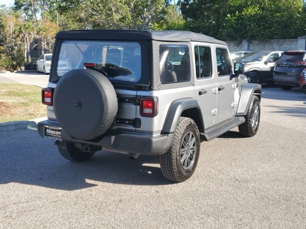 Used 2018 Jeep Wrangler Unlimited Sport SUV