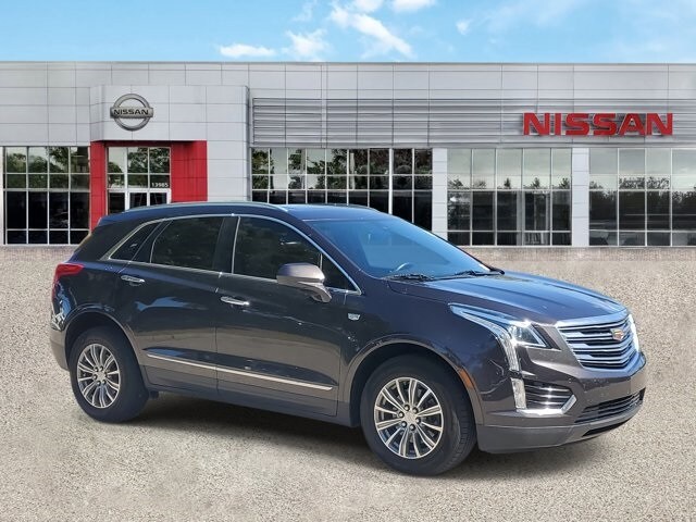 2018 Cadillac XT5 Luxury photo 2