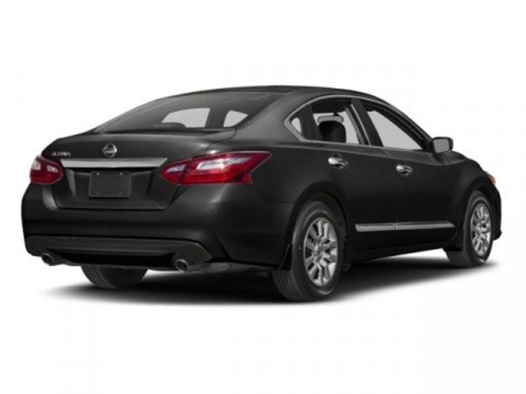 Used 2017 Nissan Altima 2.5 SV Sedan
