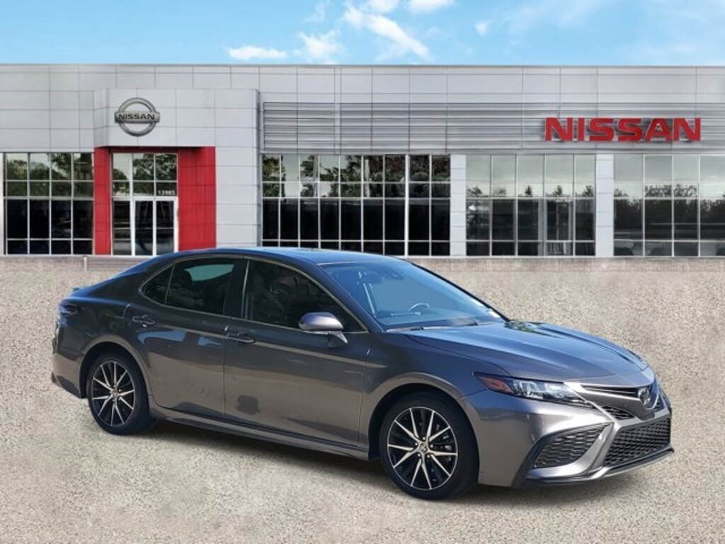 Used 2024 Toyota Camry SE Sedan