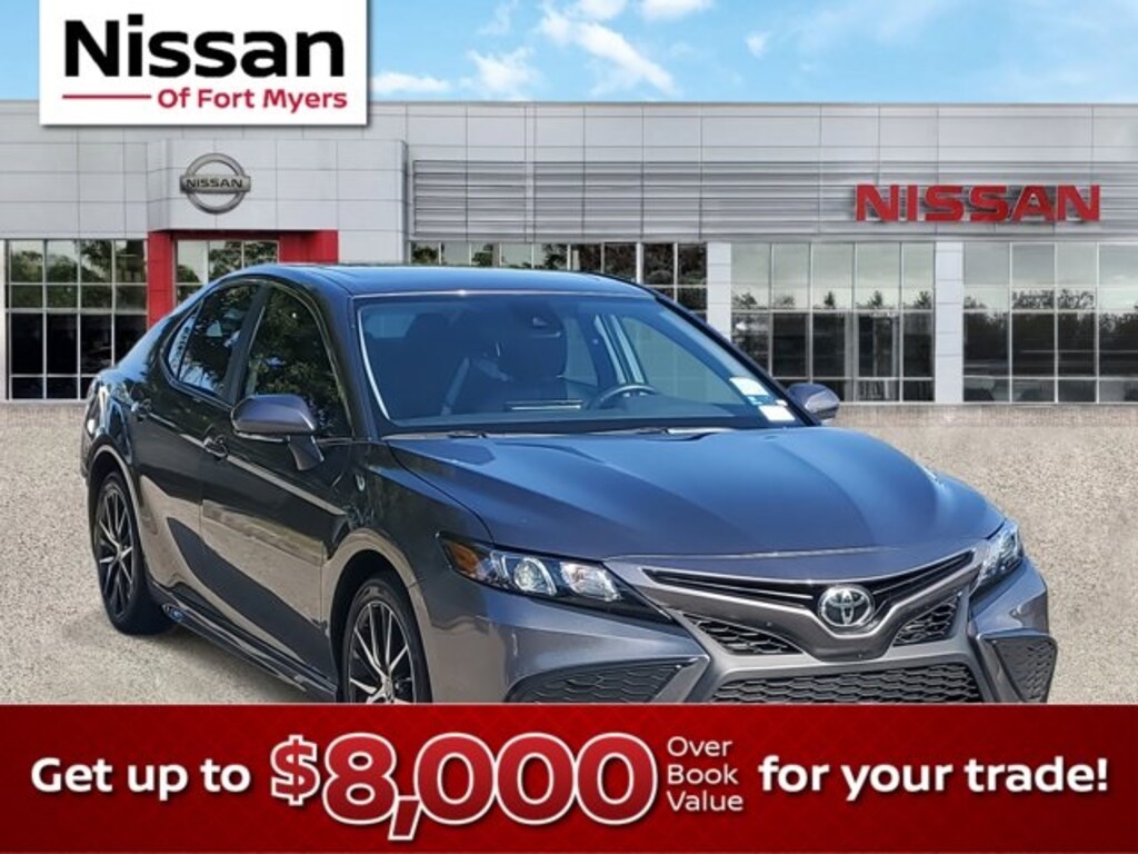 Used 2024 Toyota Camry SE Sedan