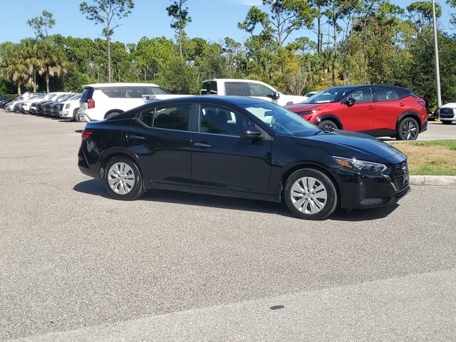 2024 Nissan Sentra S photo 2