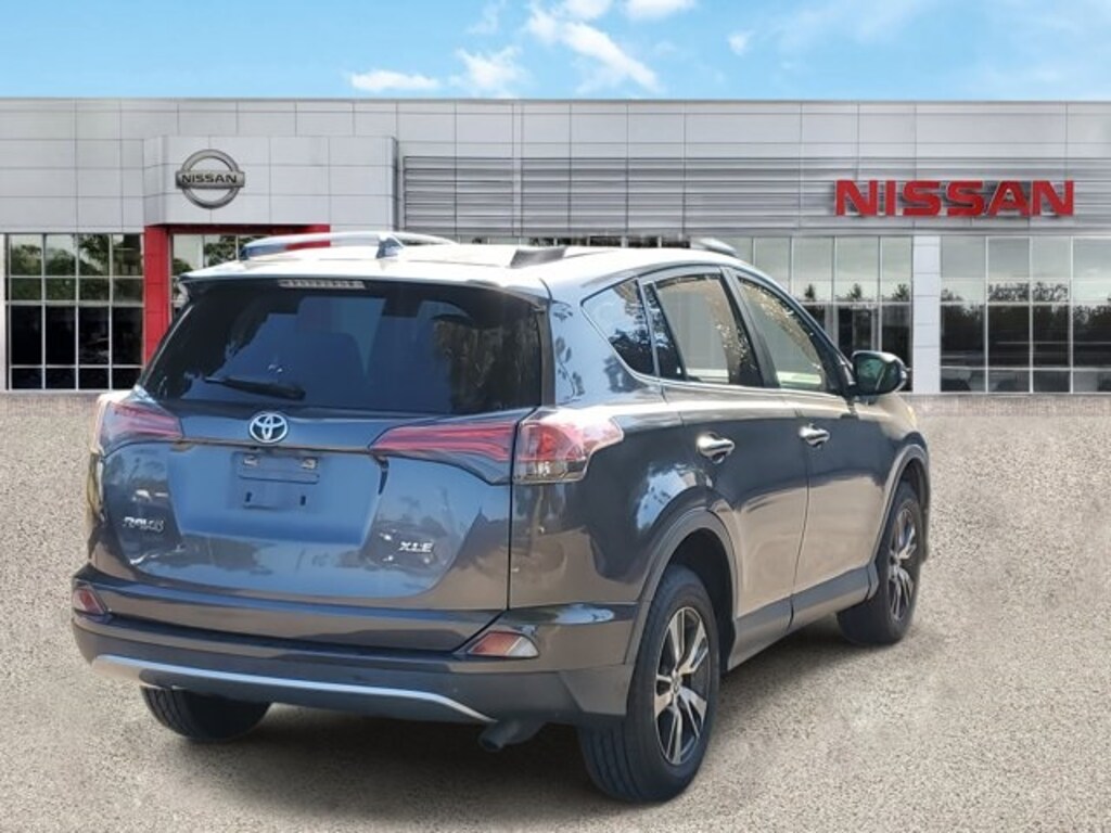 Used 2018 Toyota RAV4 XLE SUV