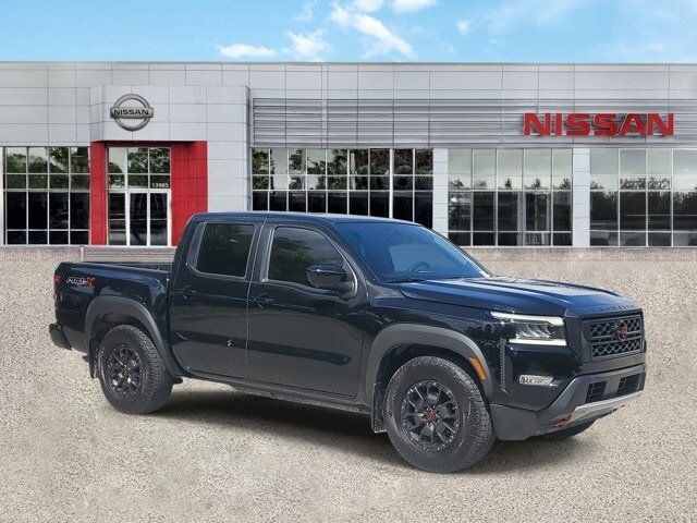 2023 Nissan Frontier PRO-X photo 2