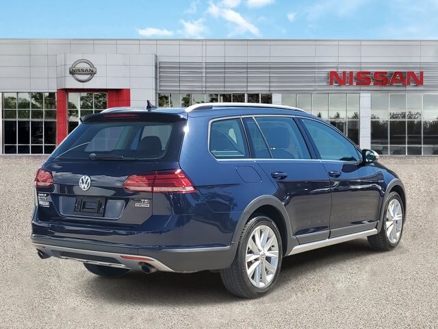 2018 Volkswagen Golf Alltrack photo 4