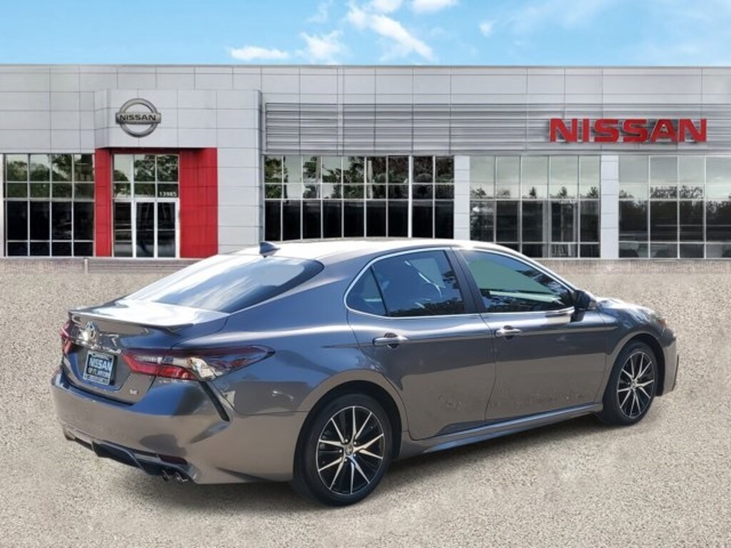 Used 2024 Toyota Camry SE Sedan