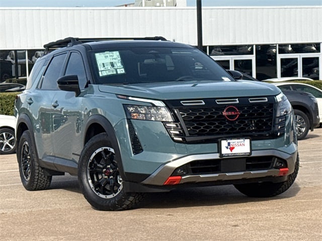 2026 Nissan Pathfinder SV 4WD