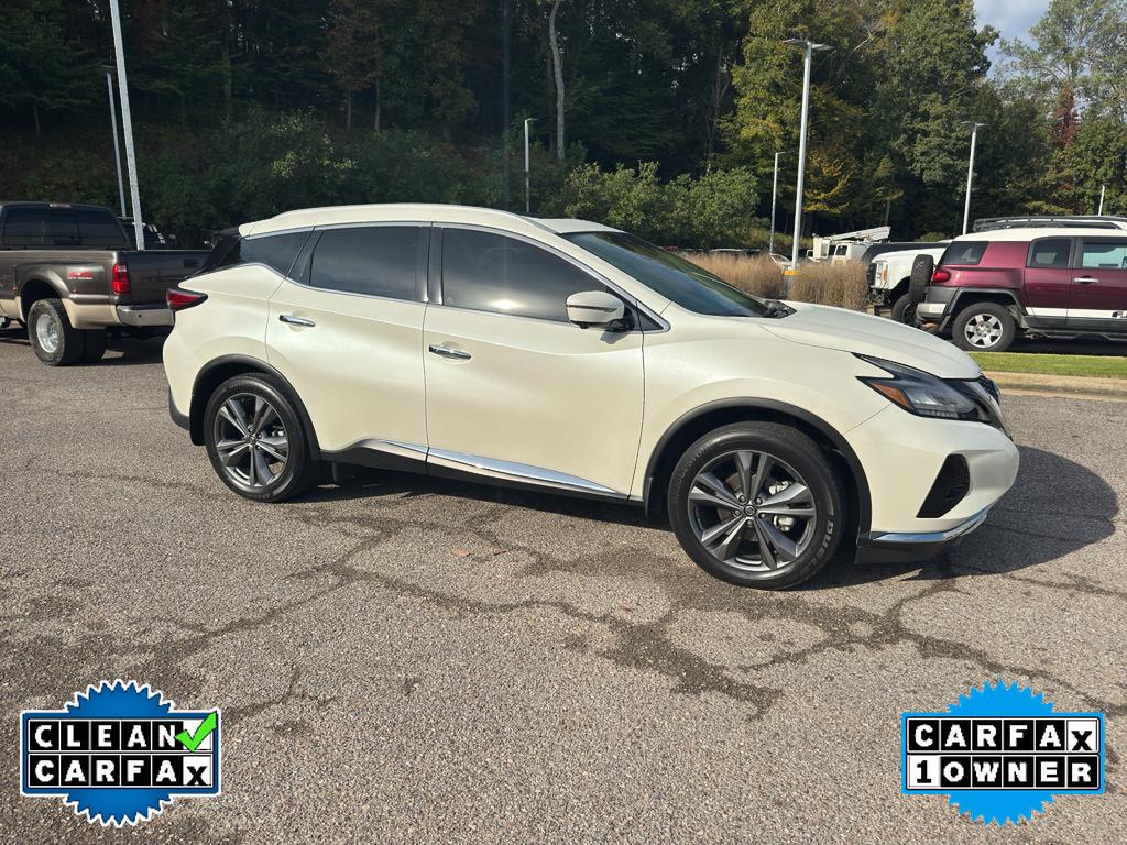 2021 Nissan Murano Platinum photo 2