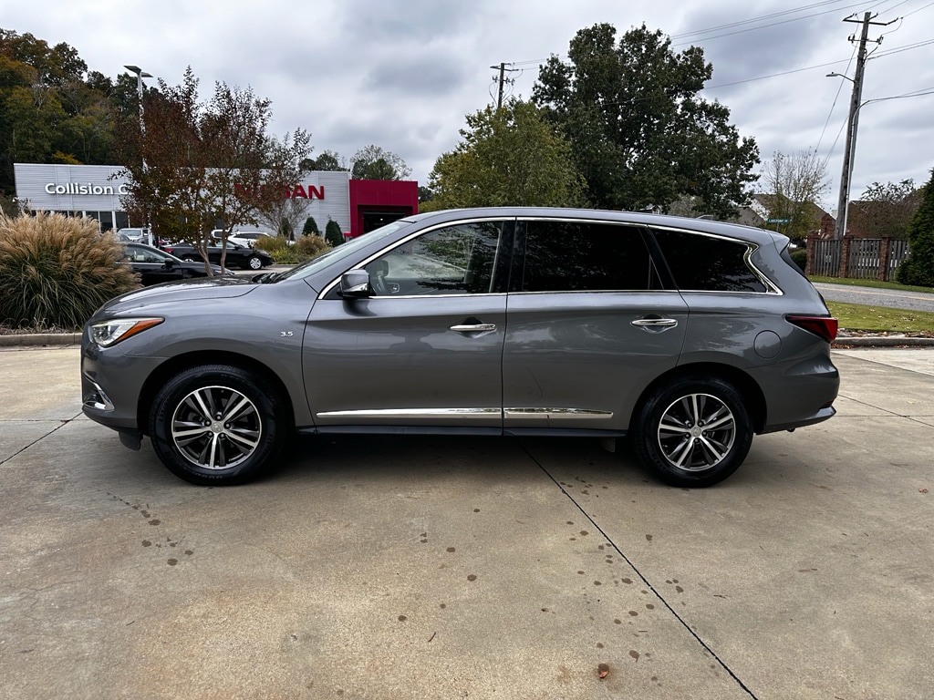 Used 2018 INFINITI QX60 Base Sport Utility