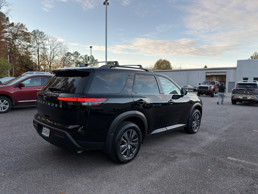 Certified 2025 Nissan Pathfinder SV SUV