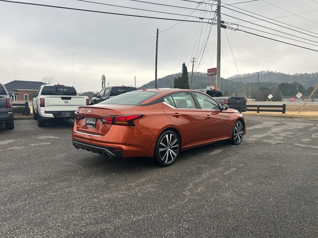 Used 2022 Nissan Altima 2.5 SR Sedan