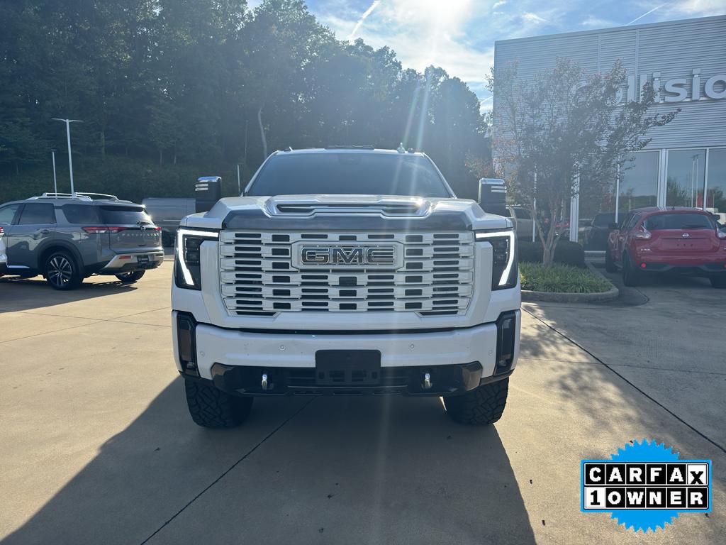 2024 Gmc Sierra 2500 HD Denali Ultimate photo 2