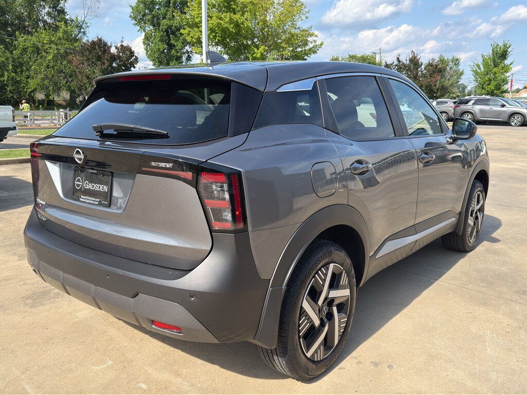 Used 2025 Nissan Kicks SV Sport Utility