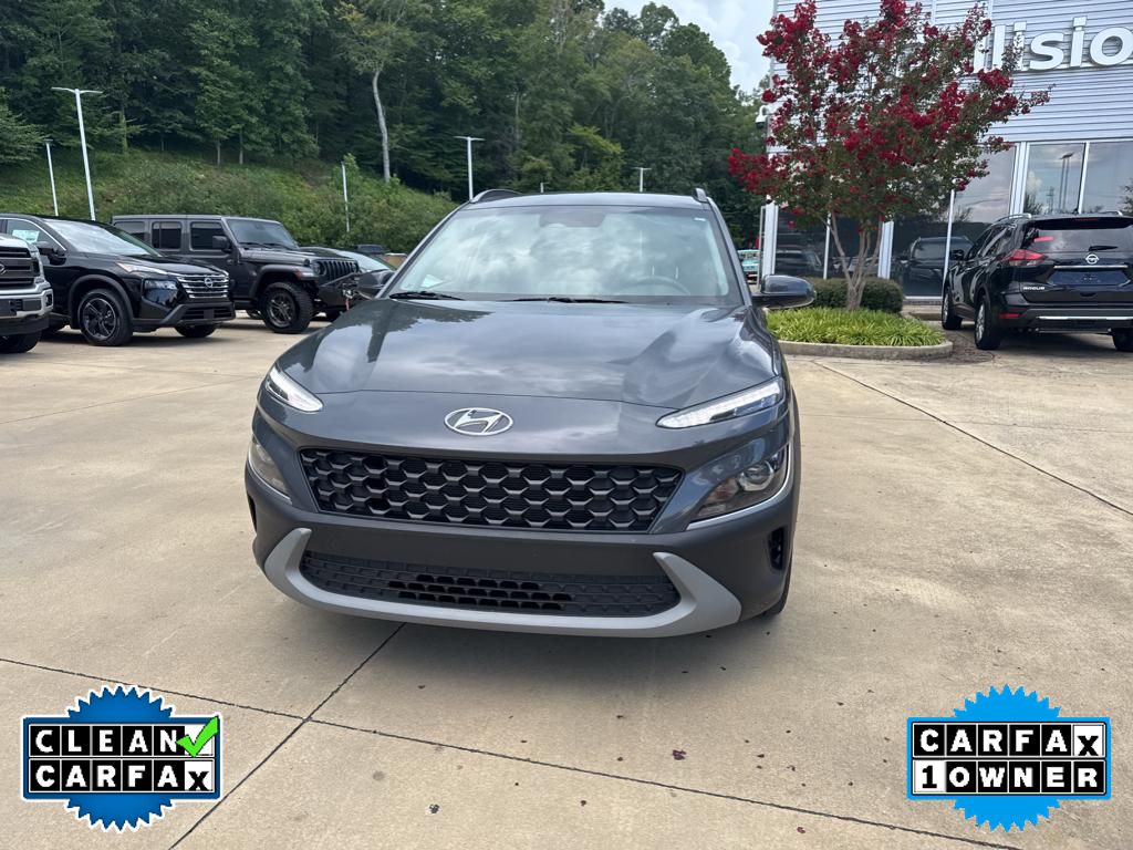 2023 Hyundai Kona SEL photo 2