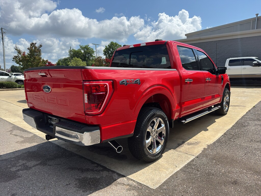 2021 Ford F-150 XLT photo 3