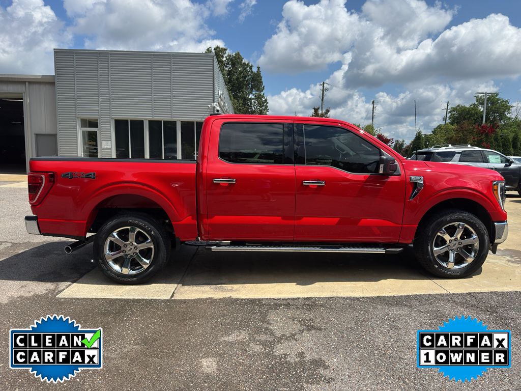 2021 Ford F-150 XLT photo 2