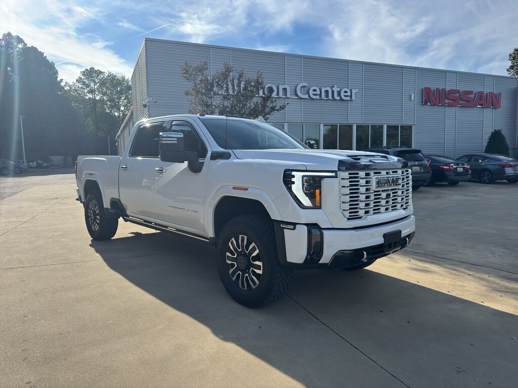 2024 Gmc Sierra 2500 HD Denali Ultimate photo 3