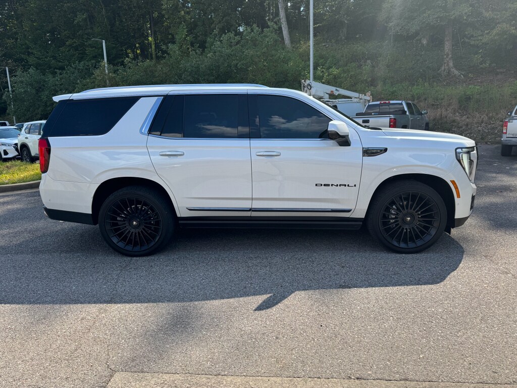 2025 Gmc Yukon Denali Ultimate photo 3