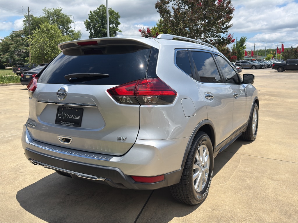 Used 2017 Nissan Rogue SV Sport Utility
