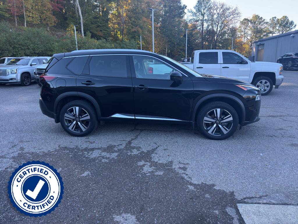 2023 Nissan Rogue SL photo 2