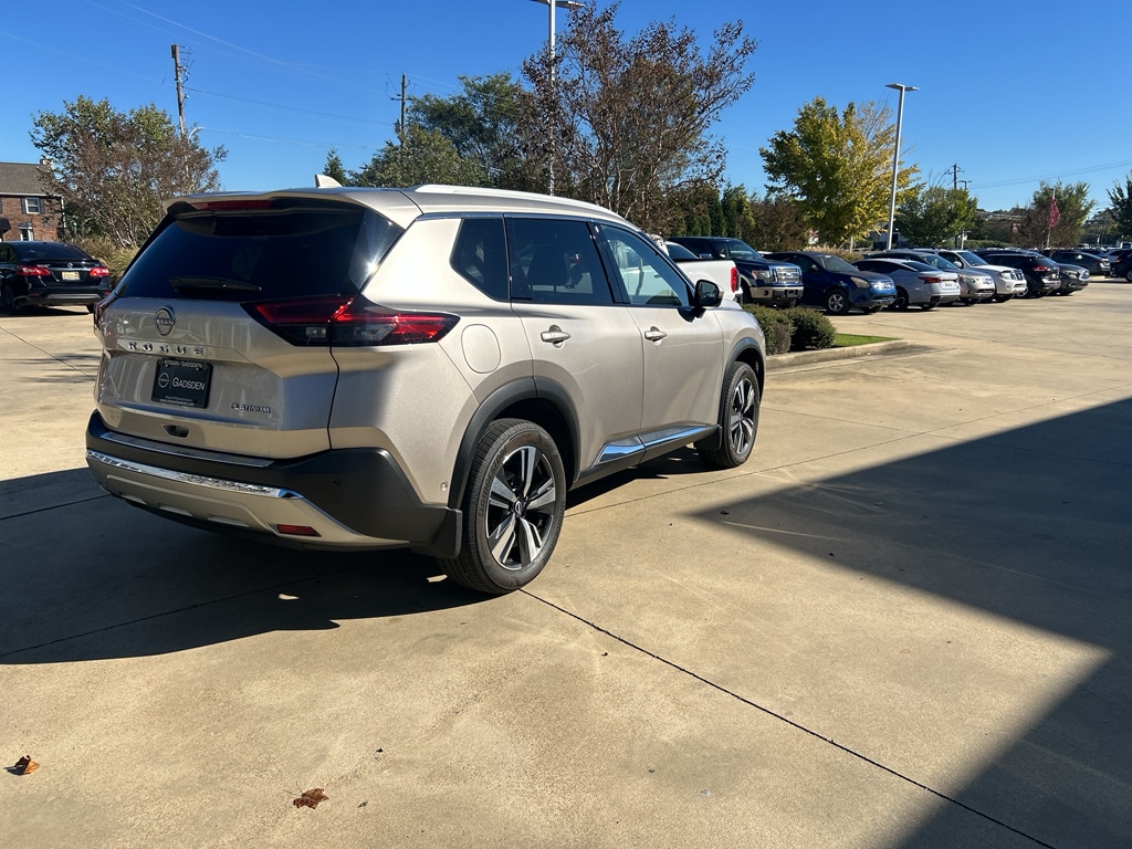 Used 2023 Nissan Rogue Platinum Sport Utility