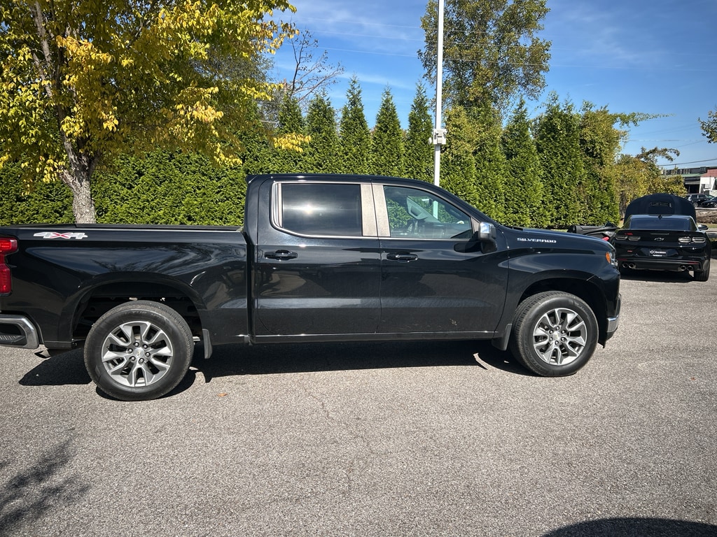 Used 2021 Chevrolet Silverado LT Crew Cab