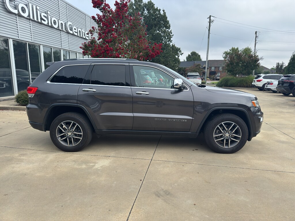 2018 Jeep Grand Cherokee Limited photo 2