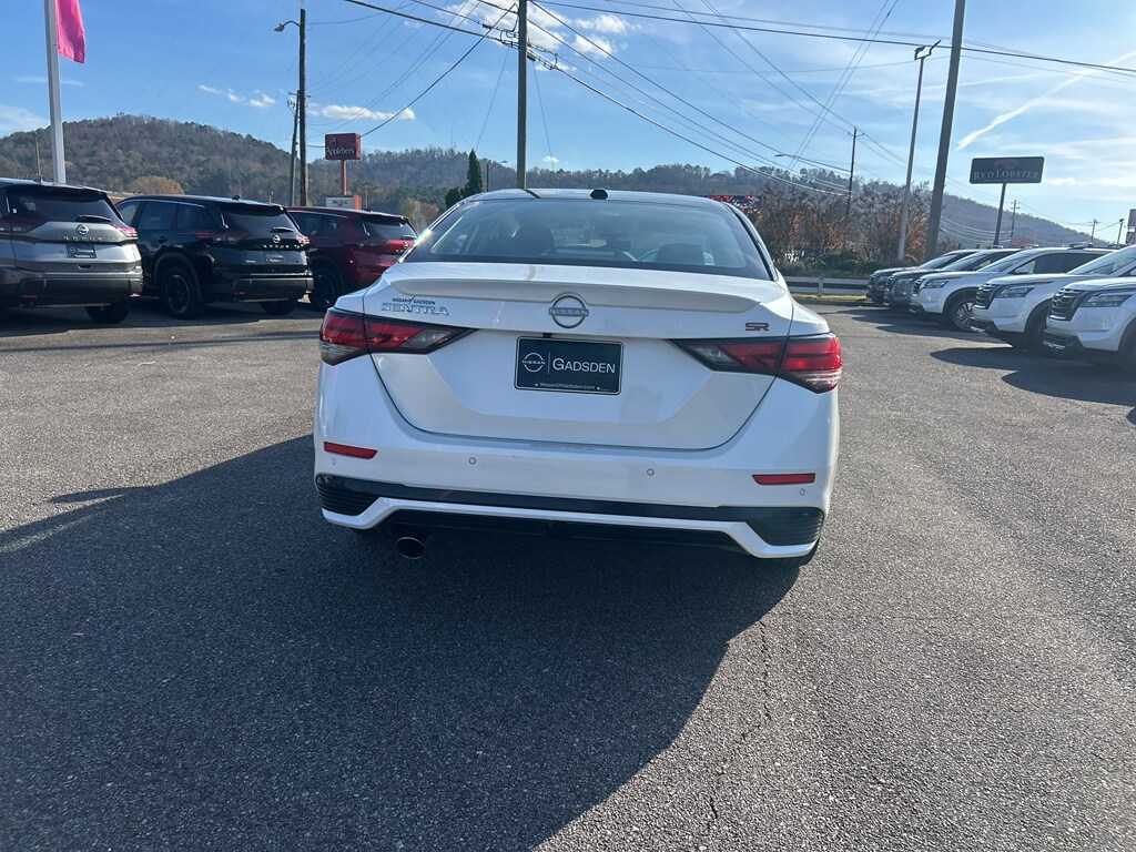 2025 Nissan Sentra SR photo 4