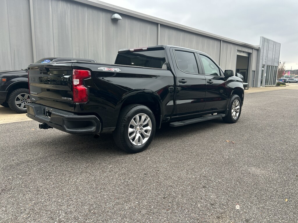Used 2024 Chevrolet Silverado Custom Crew Cab