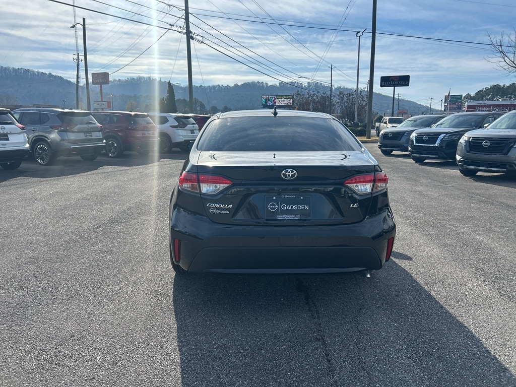 Used 2022 Toyota Corolla LE Sedan