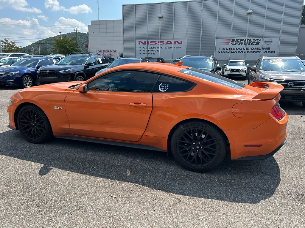 2021 Ford Mustang GT photo 3