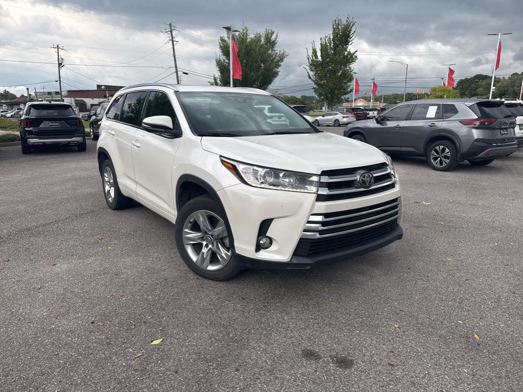 2017 Toyota Highlander Limited photo 3