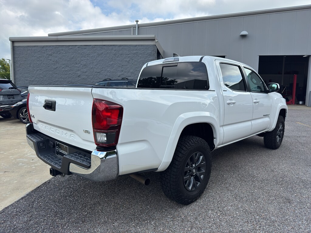 2023 Toyota Tacoma SR5 V6 photo 3