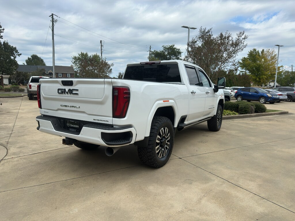 2024 Gmc Sierra 2500 HD Denali Ultimate photo 2
