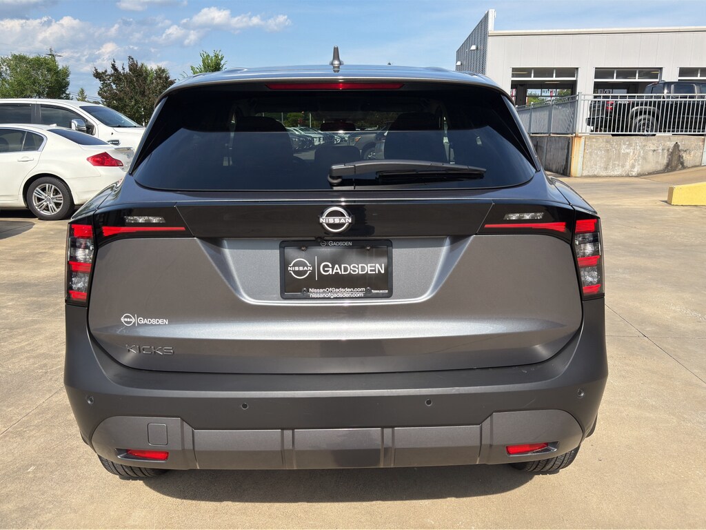 Used 2025 Nissan Kicks SV Sport Utility