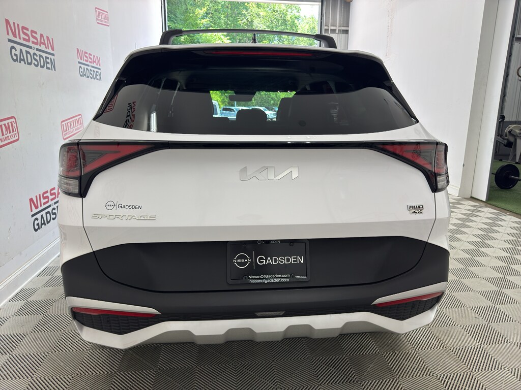 2024 Kia Sportage EX photo 4