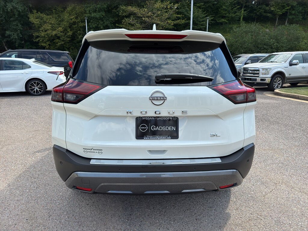 2023 Nissan Rogue SL photo 4